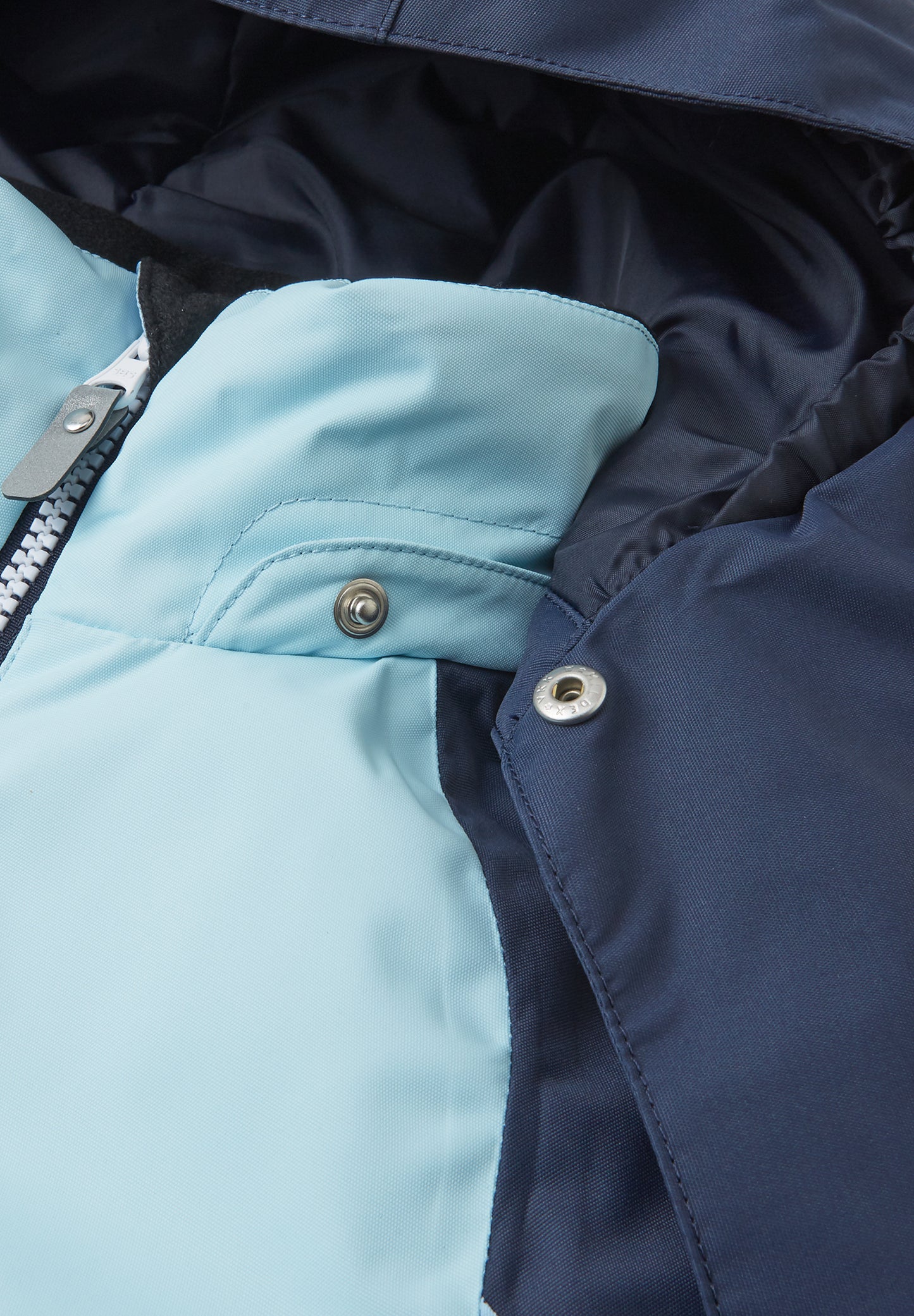 REIMA TEC Skijacke/Winterjacke Salla <br>Gr. 104, 110, 116, 128, 140<br> Schneefang & verstellbare Ärmelbündchen<br> funktionelle Details<br> WS 10'000 mm