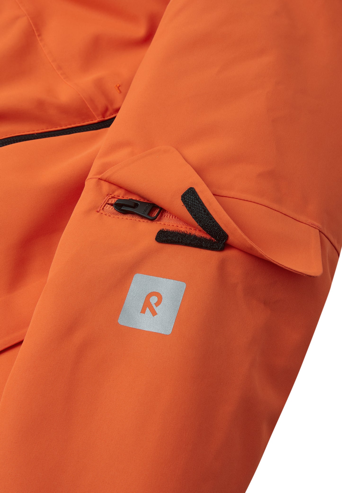 REIMA TEC Skijacke/Winterjacke Tieten <br>Gr. 128 bis 164<br> Schneefang & verstellbare Ärmelbündchen mit Lycraeinsätzen<br> funktionelle Details<br> WS 10'000 mm