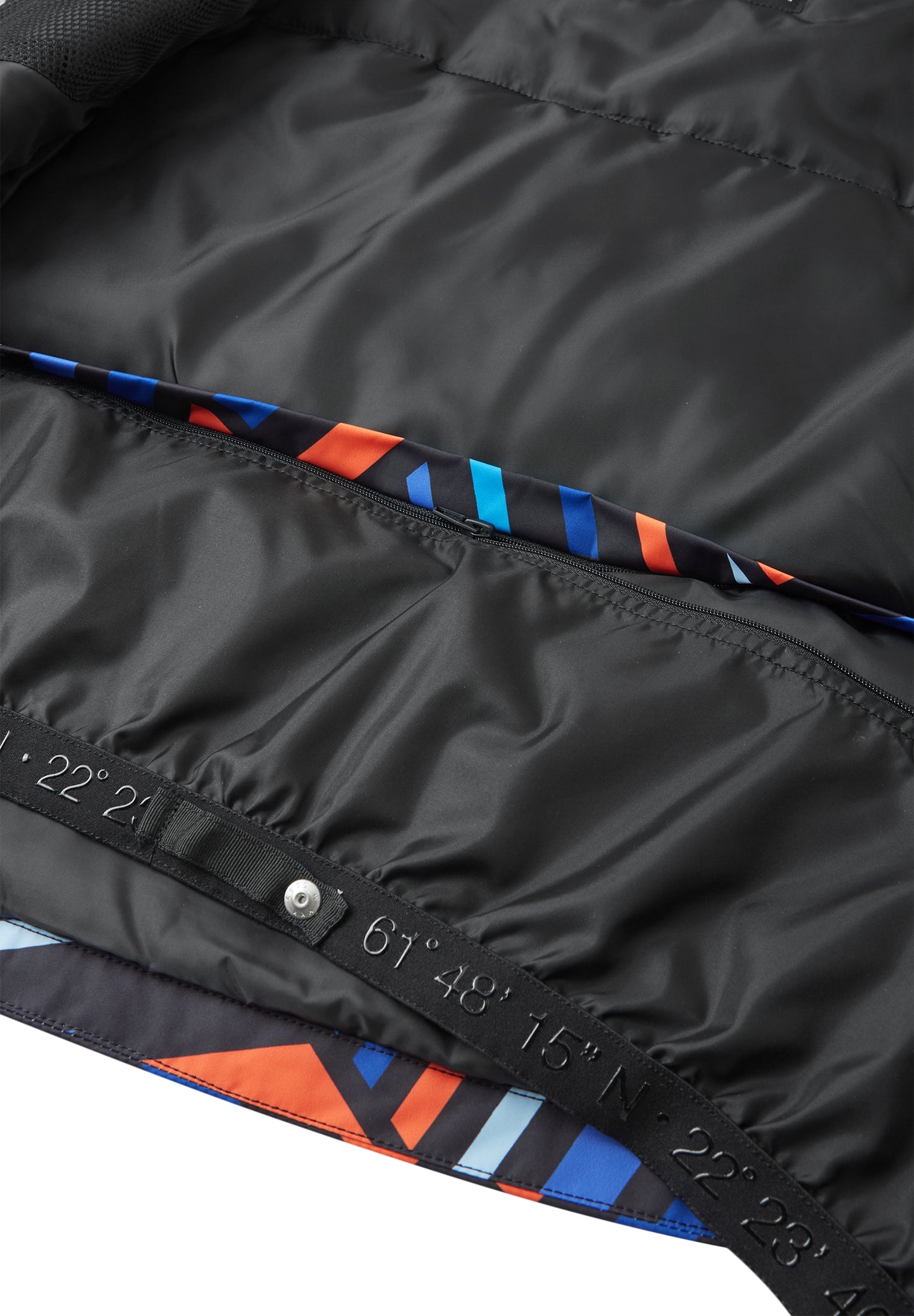 REIMA TEC Skijacke/Winterjacke<br> Tirro <br>Gr. 116, 122, 134, 146, 152, 158, 164<br> Schneefang & verstellbare Ärmelbündchen mit Lycraeinsätzen<br> Lüftungs-Reissverschlüsse<br>funktionelle Details<br> WS 12'000 mm