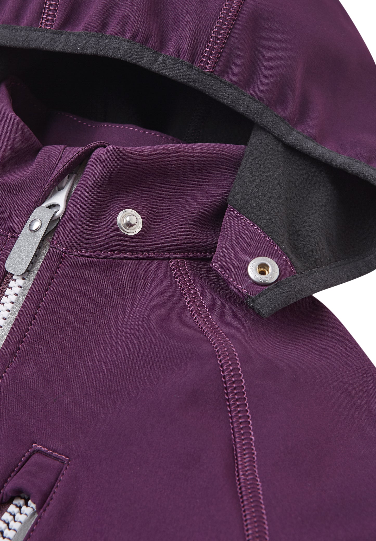 REIMA gefütterte Softshell-Jacke <br>Vantti <br>Gr. 80 bis 140<br> aussen Softshell<br> innen weiches Fleece <br>WS 10'000 mmz