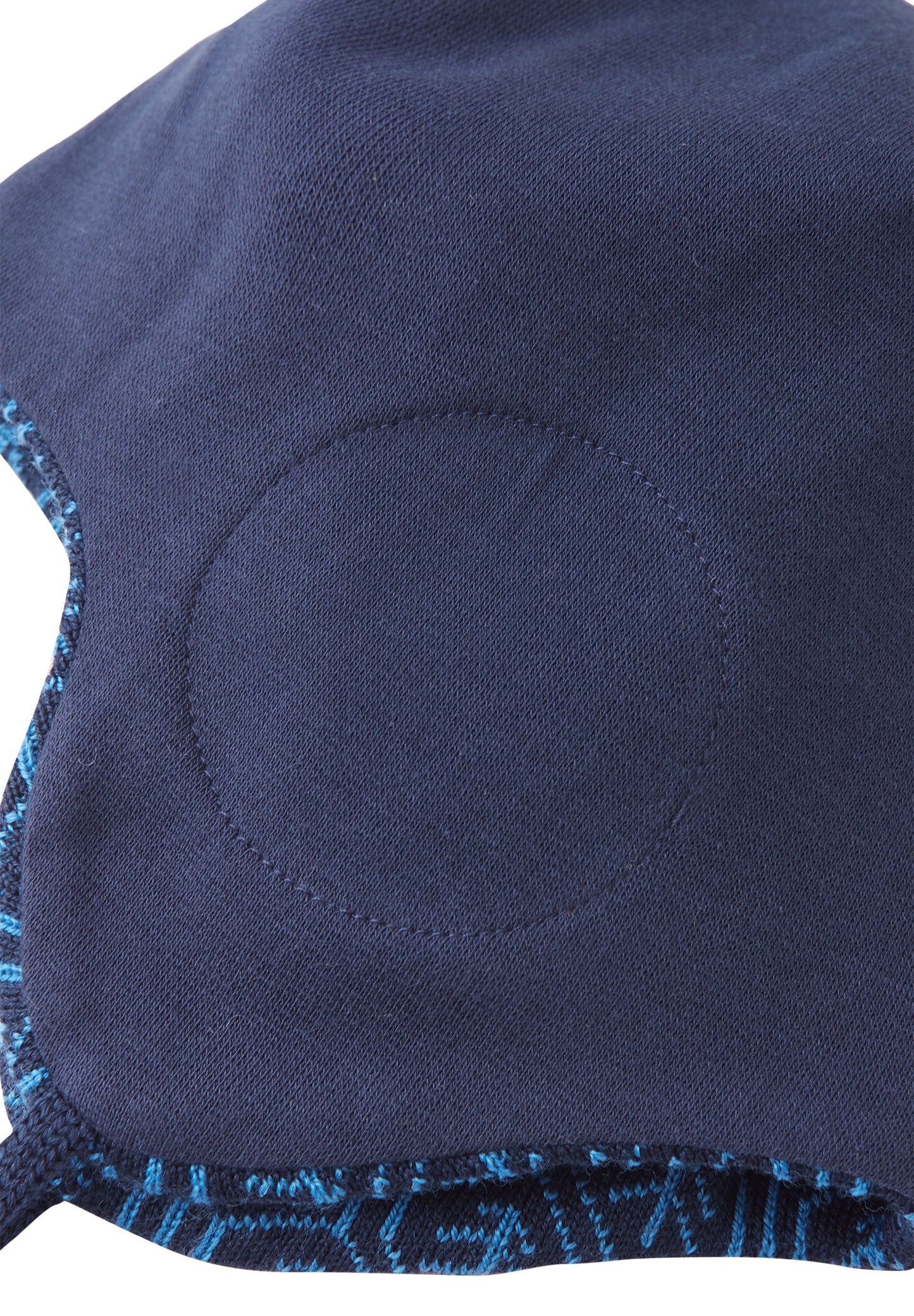 Reima Mütze mit Bändel <br>Kuurainen <br>Gr. 46, 48, 50 <br>innen hautfreundliche Bio-Baumwolle<br> aussen warme, wasserabweisende Merino-Wolle<br> Windstopper-Membrane im Ohrbereich